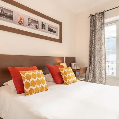 D'ossau Hotel 2*