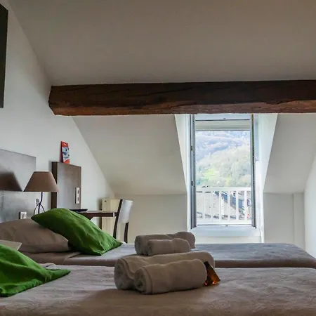 D'ossau Hotel 2*